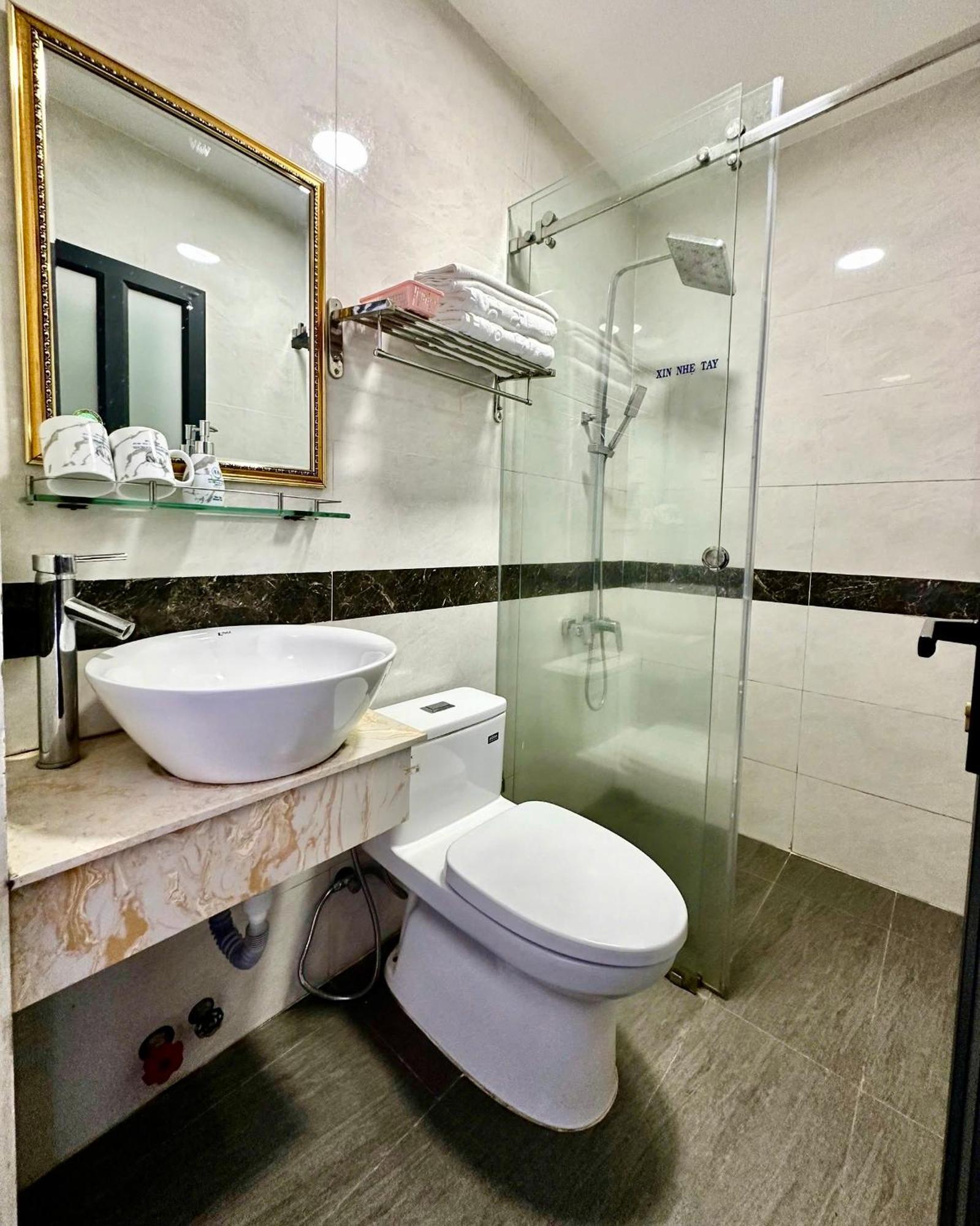 Anh Quan Khoi Hotel Dalat Bagian luar foto